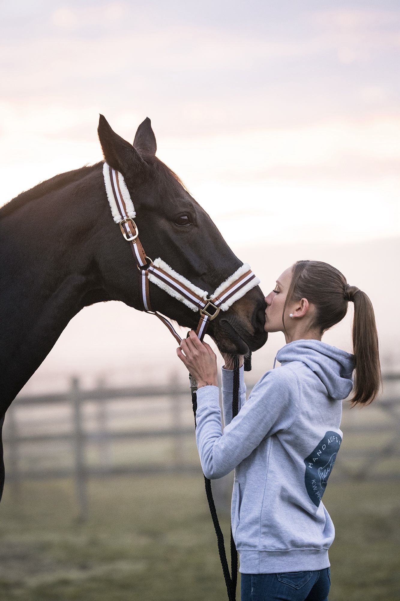 Katharina Hirsch mit ihrem Pferd